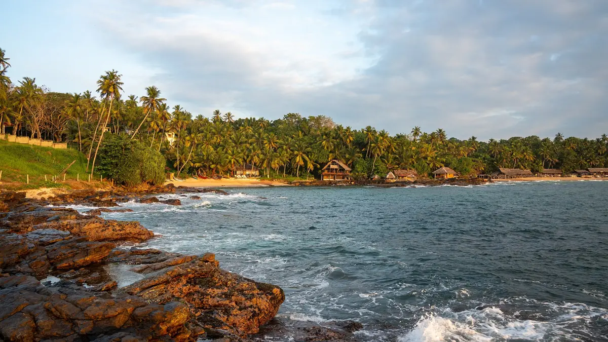 Goyambokka Beach near Tangalle