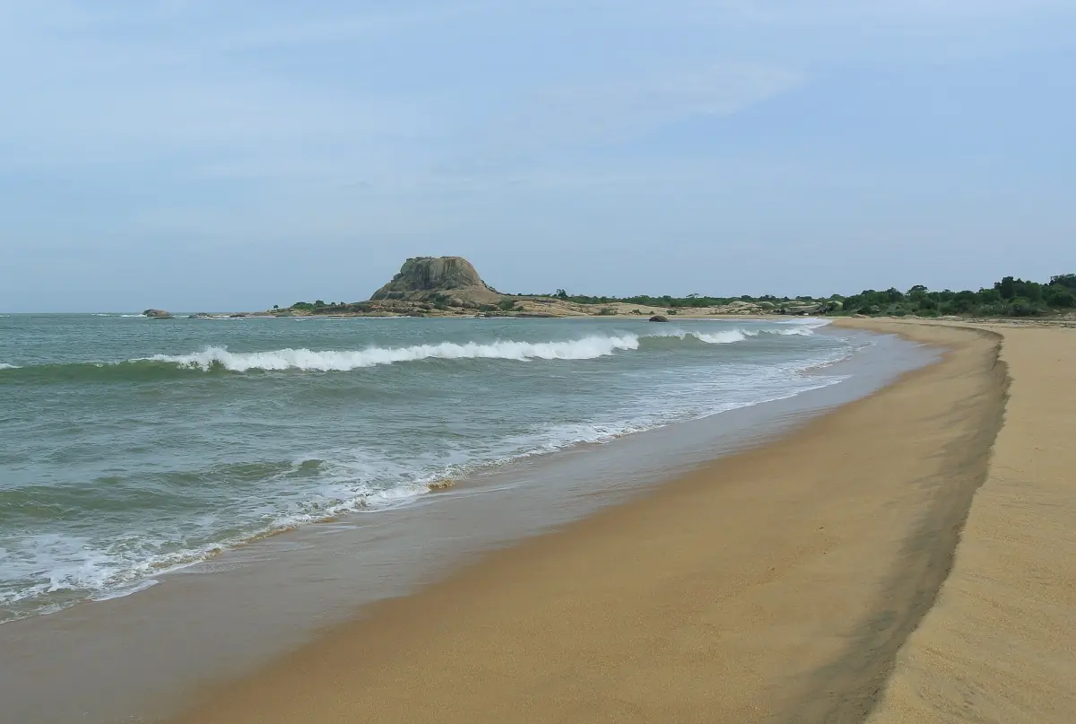 Patanangala Rock and the beach inside Yala National Park